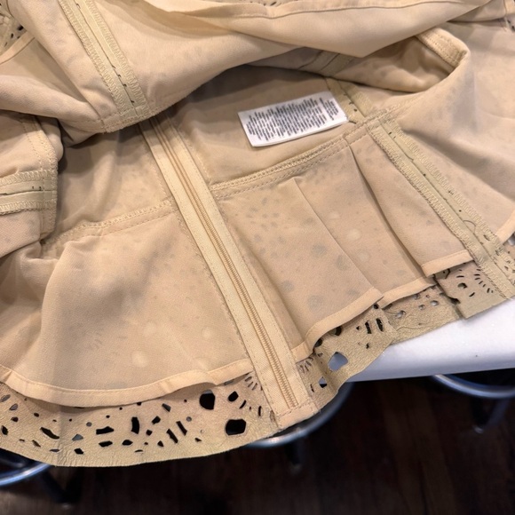 Ralph Lauren Black Label Women’s Top, Lamb Leather Peplum Cutout,  Size 8 NWT - Picture 7 of 12